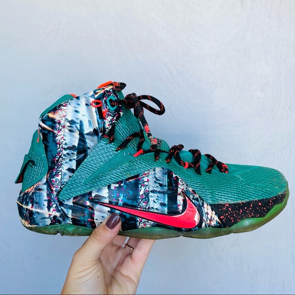 lebron 12 xmas